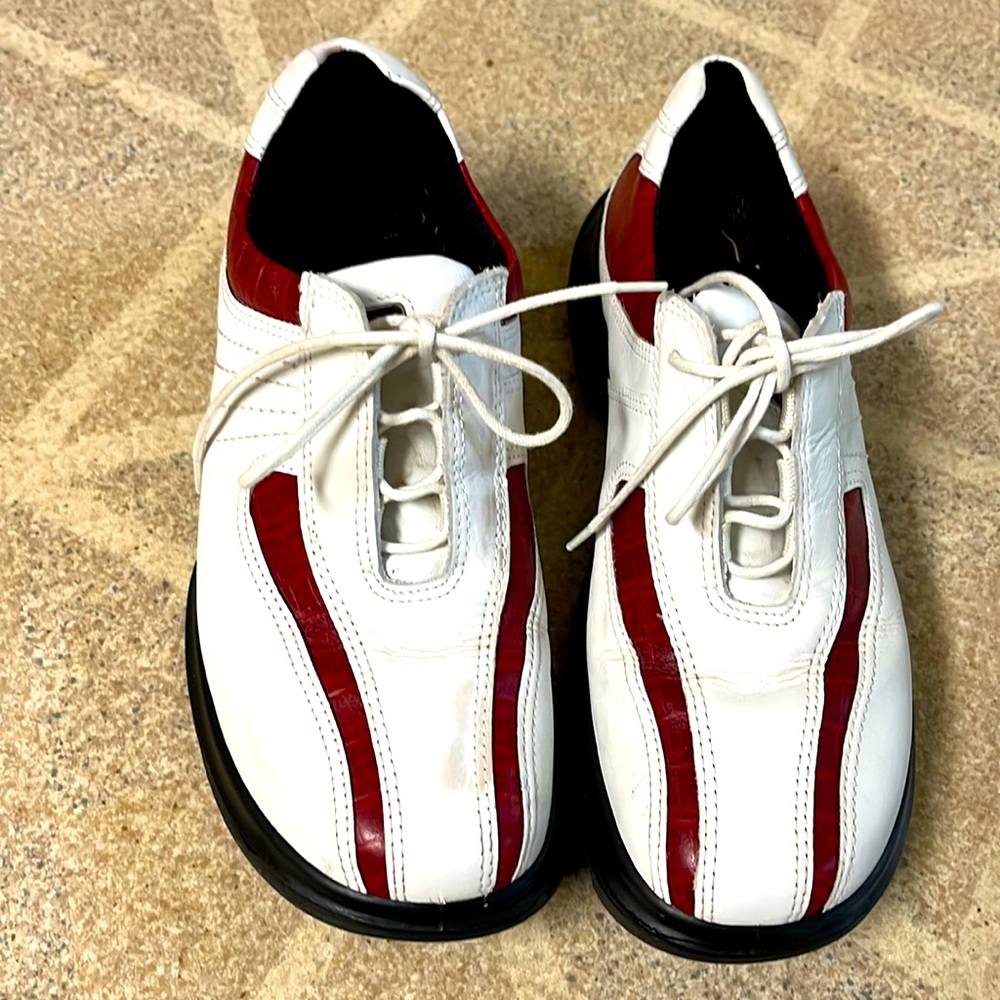 Women’s Ecco Red Alligator White Leather Golf Shoes 38
